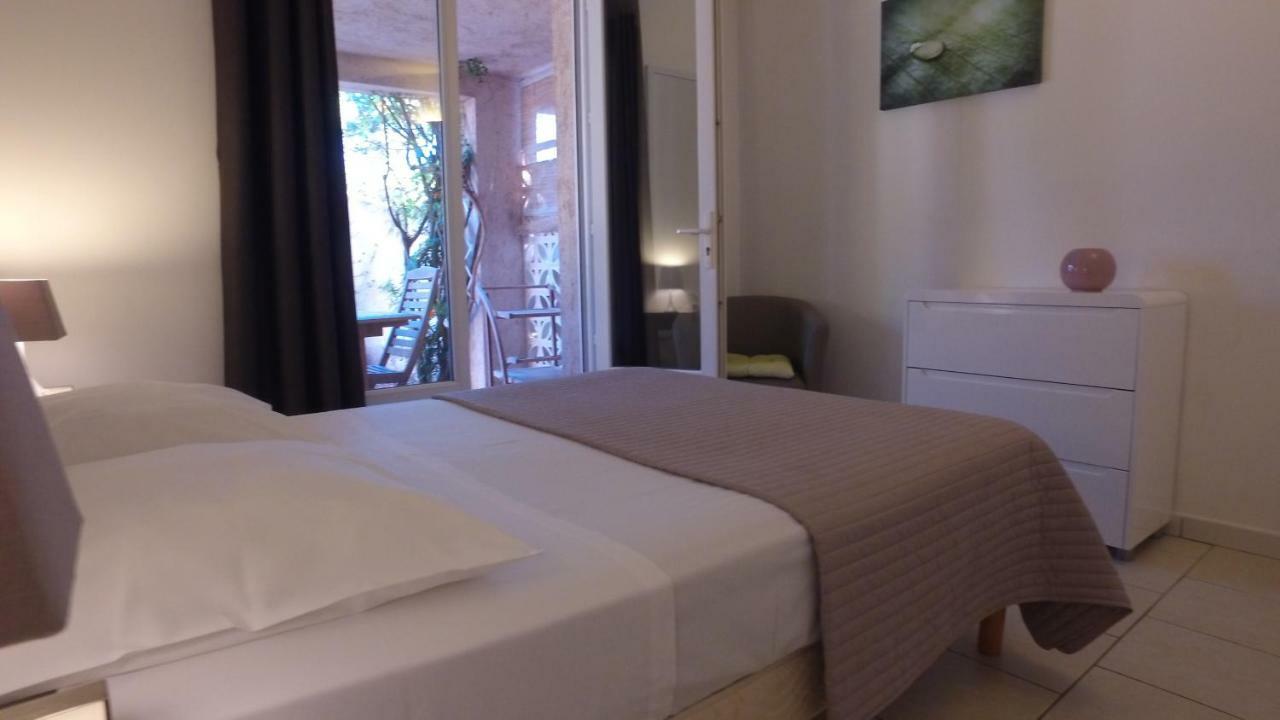 Residence Stella D'Oro ปอร์โต-เวคคีโอ ภายนอก รูปภาพ